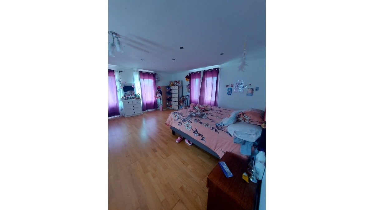 HABITACIÓN PRINCIPAL (SEGUNDO PISO)