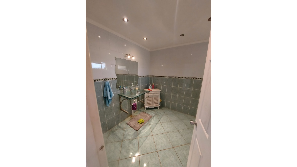 BAÑO 2 SEGUNDO PISO